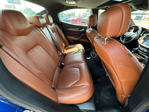 Used 2018 Maserati Ghibli S Q4 AWD/4WD image 14