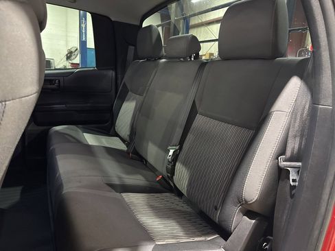 Used 2017 Toyota Tundra SR5 image 25