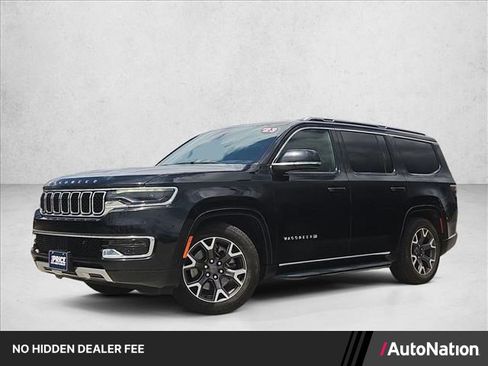 Used 2023 Jeep Wagoneer Series III w/ Preferred Equipment Group AWD/4WD image 1
