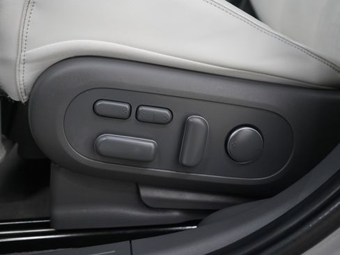 Certified 2024 Hyundai Ioniq 5 Limited AWD/4WD image 29