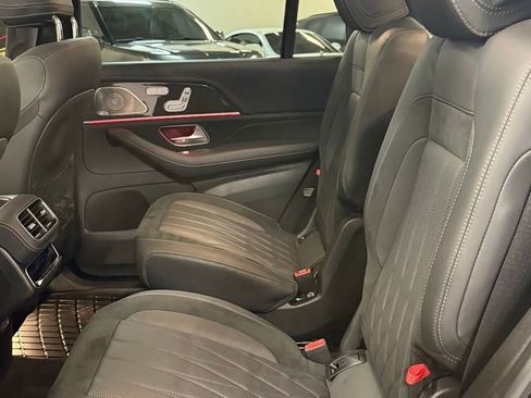 Used 2024 Mercedes-Benz GLS 63 AMG 4MATIC image 46