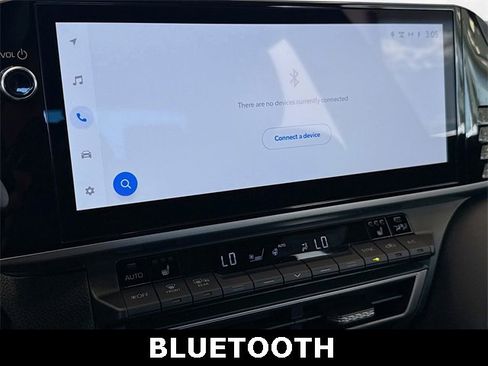 Used 2025 Toyota Camry XSE image 9