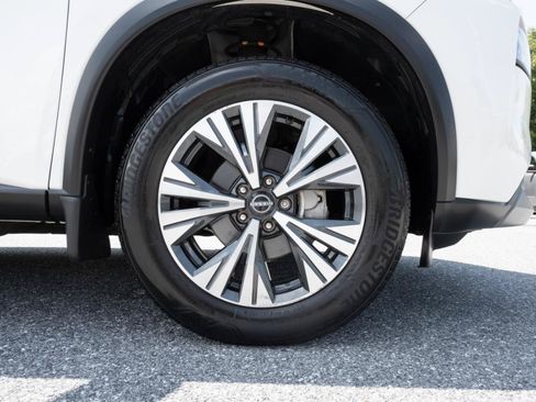 Used 2023 Nissan Rogue SV w/ SV Premium B Package AWD/4WD image 38