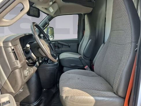 Used 2022 Chevrolet Express 3500 w/ Power Convenience Package image 10