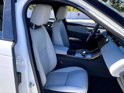 Used 2024 Land Rover Range Rover Velar Dynamic SE image 6