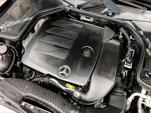 Used 2019 Mercedes-Benz C 300 Sedan image 29
