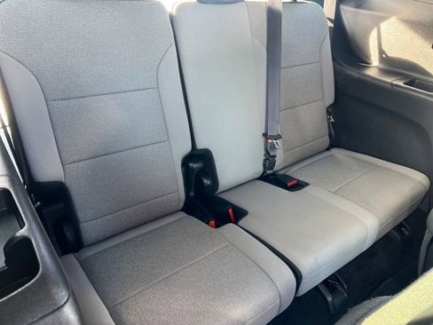 Certified 2025 Chevrolet Traverse LT image 16