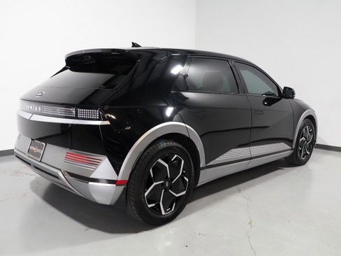 Used 2024 Hyundai Ioniq 5 Limited image 6