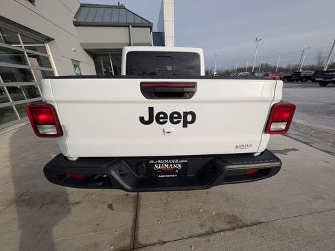 New 2026 Jeep Gladiator Sport image 10