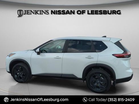 New 2026 Nissan Rogue SV image 10