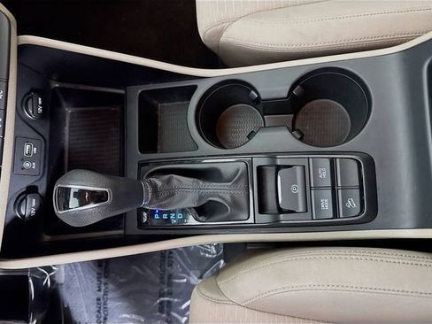 Used 2019 Hyundai Tucson SE AWD/4WD image 12