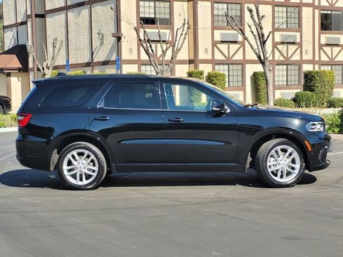 Used 2025 Dodge Durango GT image 4