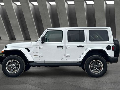 Used 2022 Jeep Wrangler Unlimited Sahara image 7