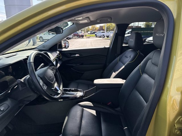 Certified 2024 Chevrolet Trax ACTIV w/ Driver Confidence Package FWD image 17