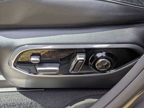 Used 2023 Jeep Grand Cherokee Overland w/ Adv Protech Group III image 16