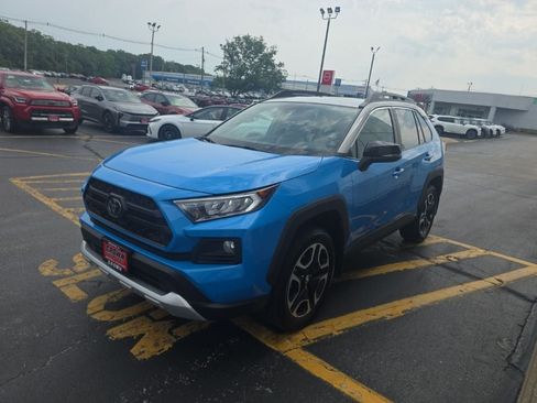 Used 2019 Toyota RAV4 Adventure AWD/4WD image 9