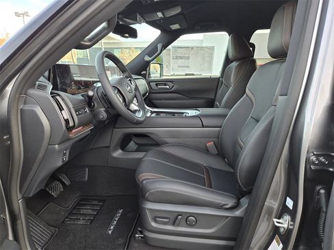 New 2025 Nissan Armada SL image 8