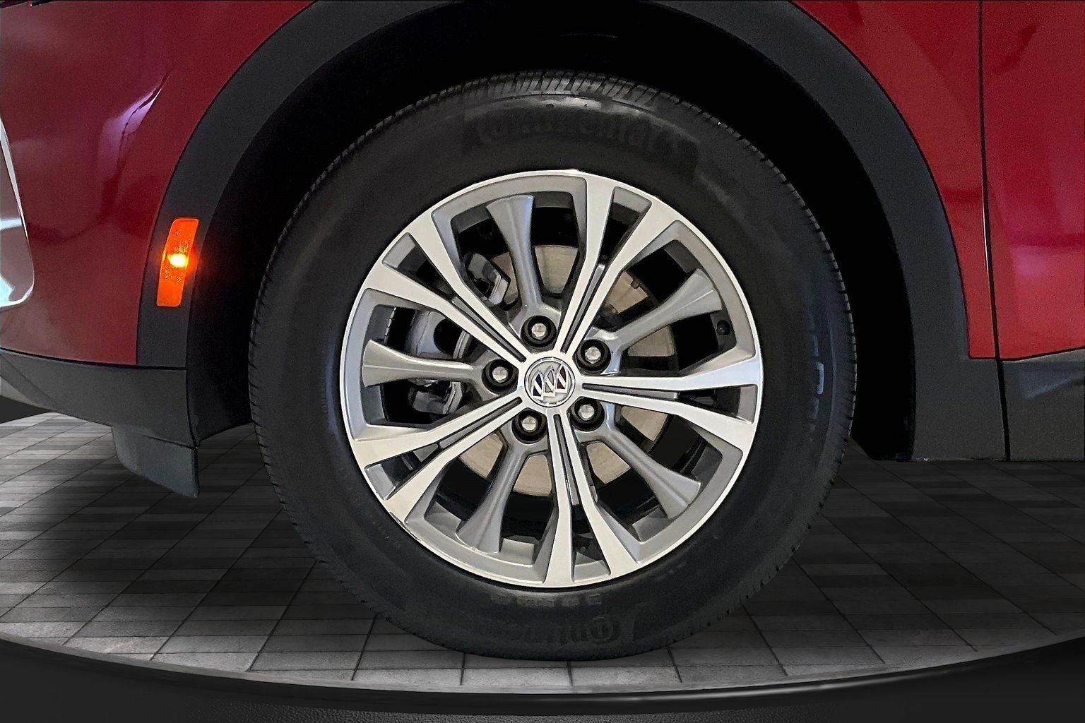 Used 2023 Buick Envision Preferred AWD/4WD image 33