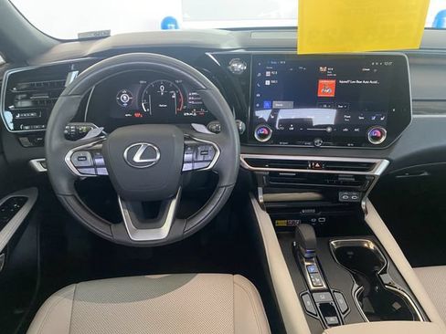Used 2025 Lexus RX 350 Premium w/ Accessory Package (K3) FWD image 15