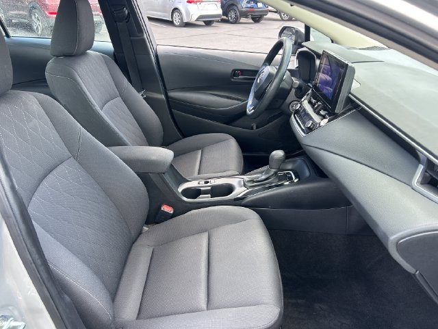 Used 2024 Toyota Corolla LE FWD image 32