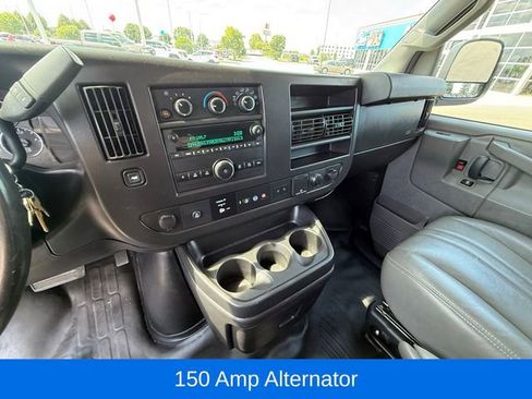 Used 2021 Chevrolet Express 3500 Extended w/ Driver Convenience Package RWD image 17