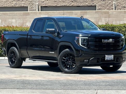 Certified 2023 GMC Sierra 1500 Elevation w/ X31 Off-Road Package AWD/4WD image 2