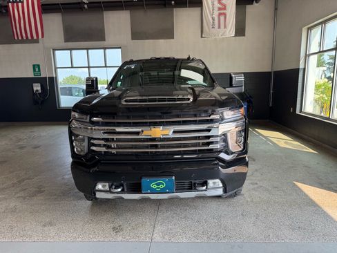 Certified 2021 Chevrolet Silverado 2500 High Country w/ Z71 Off-Road Package AWD/4WD image 2