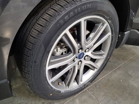 Used 2020 Ford Edge Titanium w/ Equipment Group 301A image 31