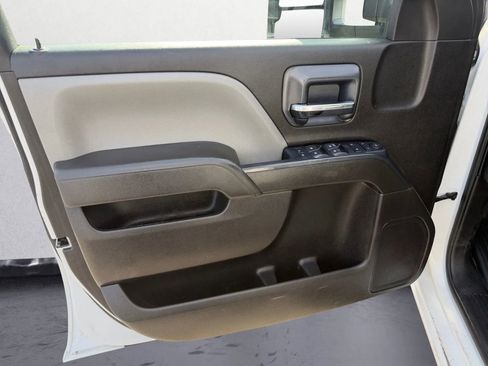 Used 2019 Chevrolet Silverado 2500 W/T w/ WT Convenience Package image 15