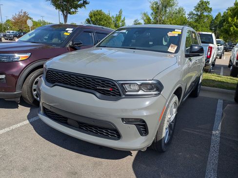 Used 2023 Dodge Durango GT AWD/4WD image 3