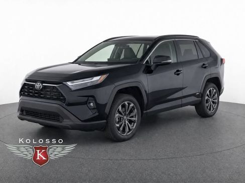Used 2025 Toyota RAV4 XLE Premium w/ Weather Package AWD/4WD image 1
