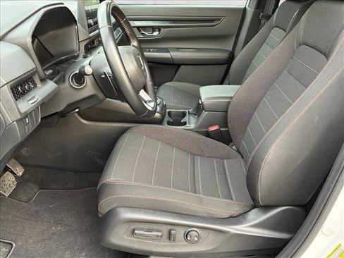 Used 2025 Honda CR-V Sport image 11