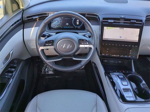 Certified 2024 Hyundai Tucson Limited image 16