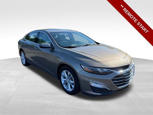 Used 2020 Chevrolet Malibu LT w/ LT True North Edition FWD image 9