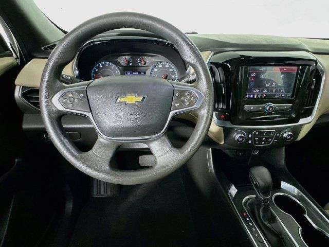 Used 2023 Chevrolet Traverse LS AWD/4WD image 10