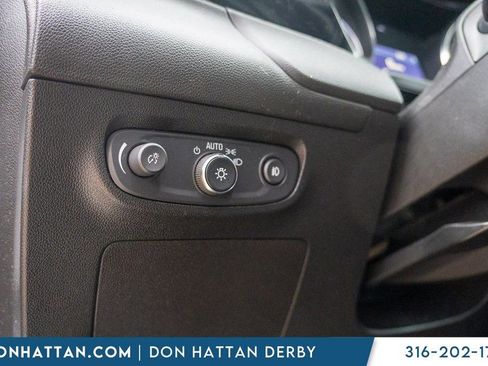 Used 2021 Buick Encore GX Essence image 15