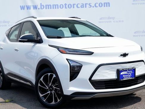Used 2022 Chevrolet Bolt EUV Premier image 1