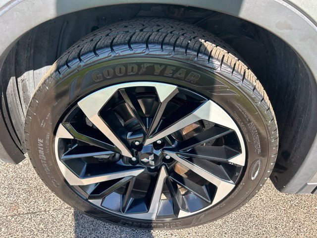 Used 2023 Mitsubishi Outlander SE Black Edition FWD image 57