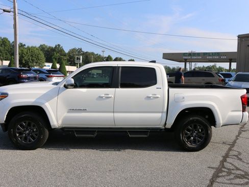 Used 2023 Toyota Tacoma SR5 w/ Technology Package AWD/4WD image 2