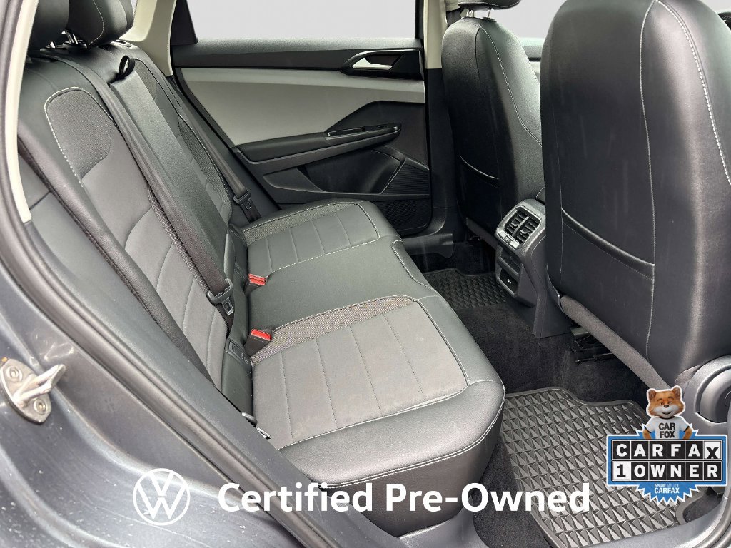 Used 2022 Volkswagen Taos SE FWD image 15