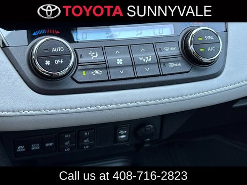 Used 2017 Toyota RAV4 Limited AWD/4WD image 25