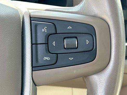 Used 2023 GMC Yukon Denali w/ Advanced Technology Package AWD/4WD image 20