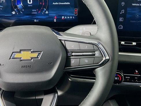 New 2026 Chevrolet Equinox LT w/ Convenience Package II image 33