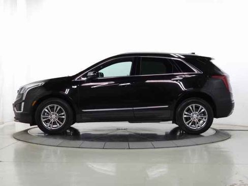 Certified 2022 Cadillac XT5 Premium Luxury w/ Technology Package image 2