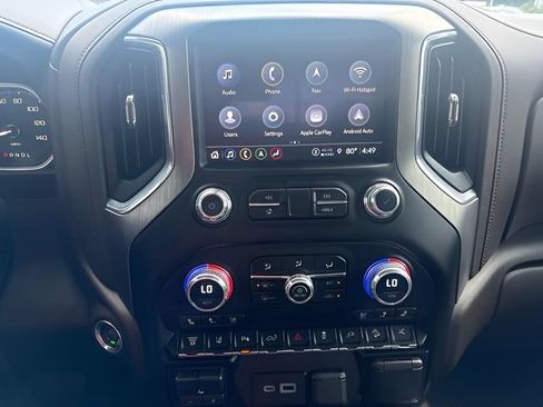 Used 2023 GMC Sierra 3500 Denali w/ Denali Ultimate Package AWD/4WD image 9