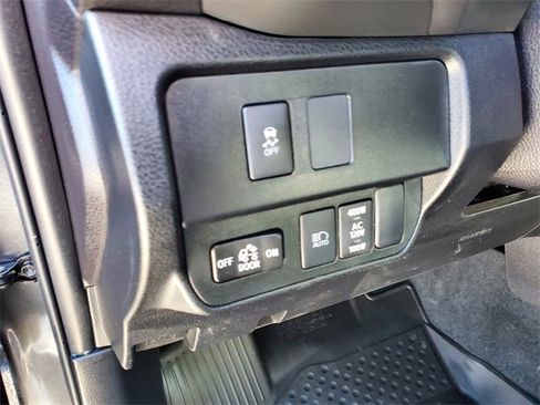 Used 2023 Toyota Tacoma TRD Sport image 19