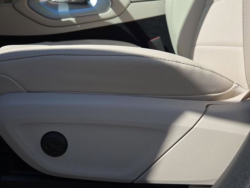 New 2026 Mercedes-Benz GLE 450 4MATIC image 10