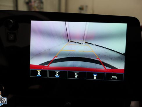Used 2023 Chevrolet Corvette Stingray Premium Conv w/ Z51 Performance Package RWD image 28