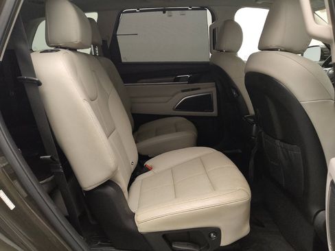 Used 2020 Kia Telluride SX image 19