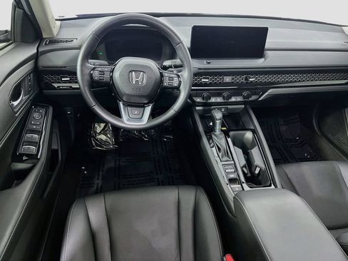 Used 2025 Honda Accord Touring image 21